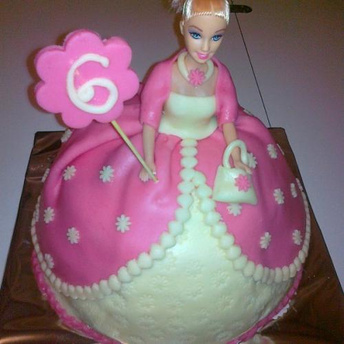 A zase barbie