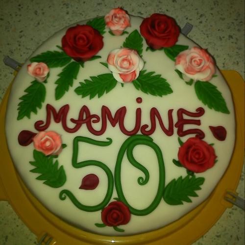moja prva "profi"torta pre maminku na 50;-] 