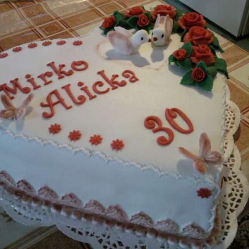biele srdce s hrdličkami