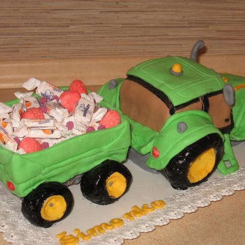 Traktor s vlečkou