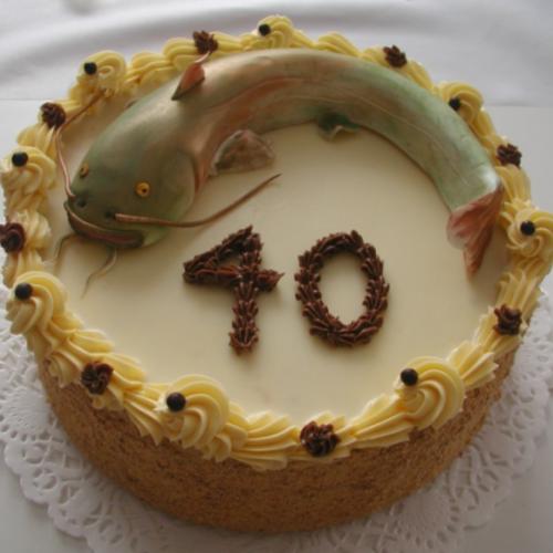 Sumec na torte