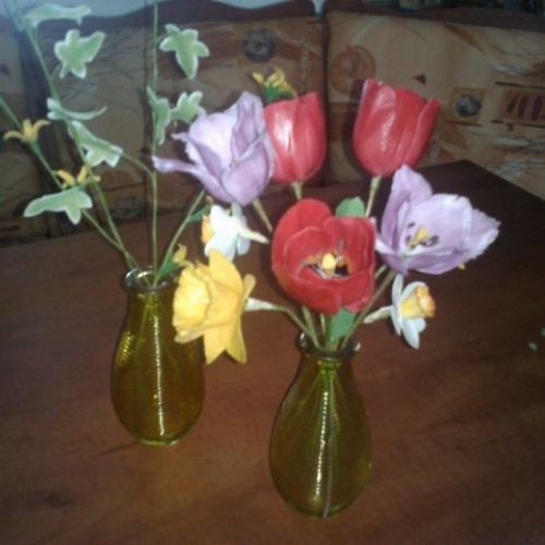 tulipány a narcisy