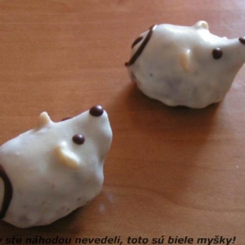 Biele nepečené myšky