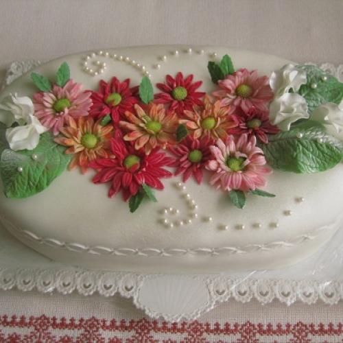 torta s gerberami