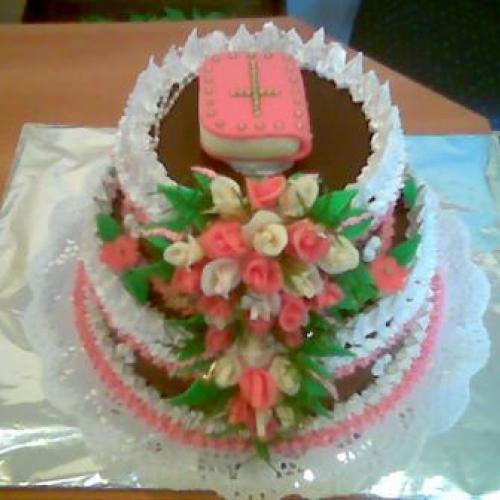 Ešte jedna torta s modlitebnou knižkou
