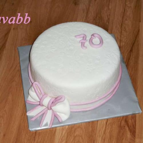 S mašľou - torta 87
