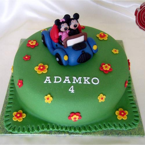 Mickey & Minnie v autíčku
