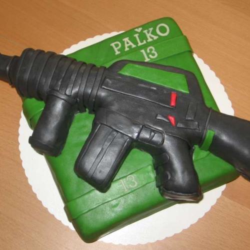 Torta útočná puška M16