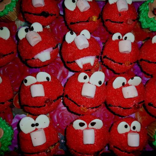 cup cakes Robinkovi na meninky do škôlky Elmovia a kvietky