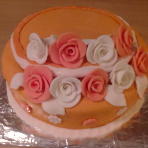 Torta pre maminu s bombonmi vo vnutri
