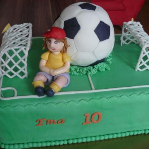 pre malú futbalistku