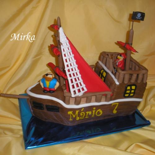 Pirátska loď