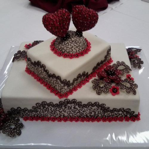 Súťažná svadobná torta