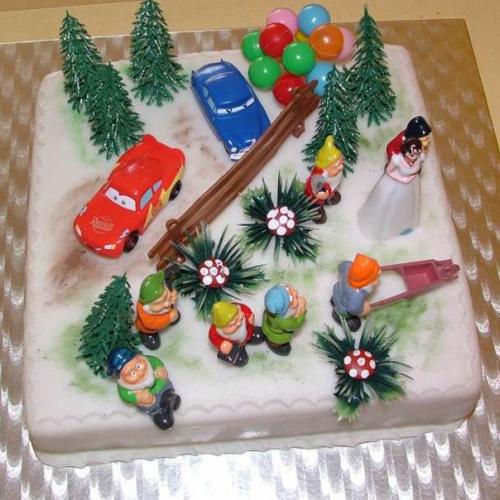 Torta 2v1 pre synovca a neterku