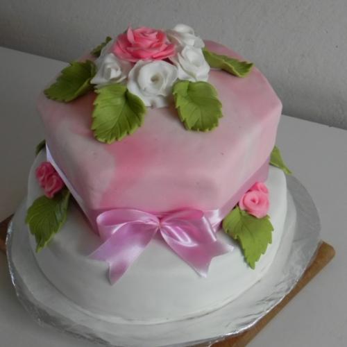 moja prva svadobna torta
