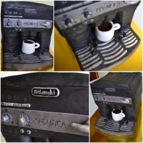 Kávovar DeLonghi