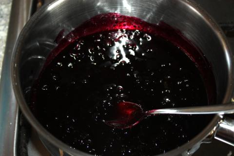 Nepečená čučoriedková torta - recept postup 6