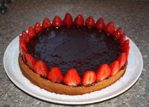 Smotanová torta s jahodami - recept postup 6
