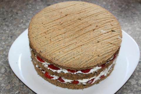 Jahodovo - maková torta - recept postup 8