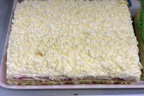 Jahodové pokušenie s bielou čokoládou , recept, Sandra Hvilová