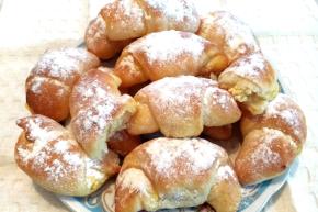 Kysnuté tvarohové rožky, recept, melisa