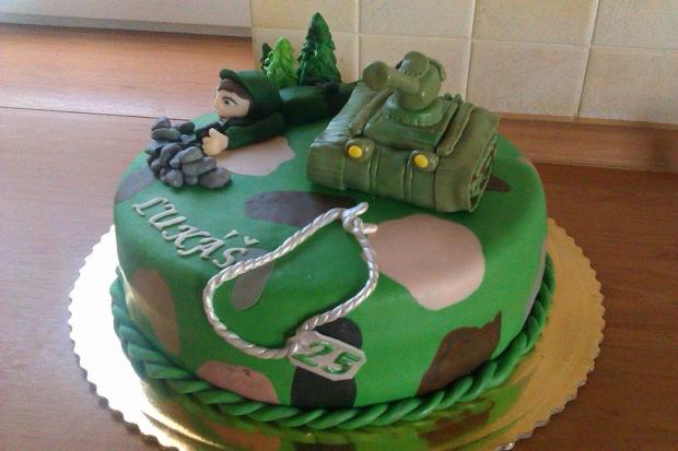 Pre vojaka k narodeninám, torta, Narodeninové torty, Marta Majernickova, 1