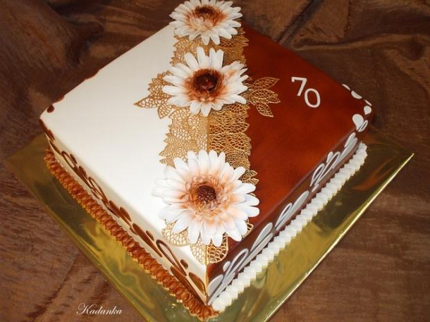 Hnedo biela s gerberami a zlatou krajkou, torta, Narodeninové torty Hnedo biela s gerberami a zlatou krajkou, torta, Narodeninové torty, Kadanka, 1