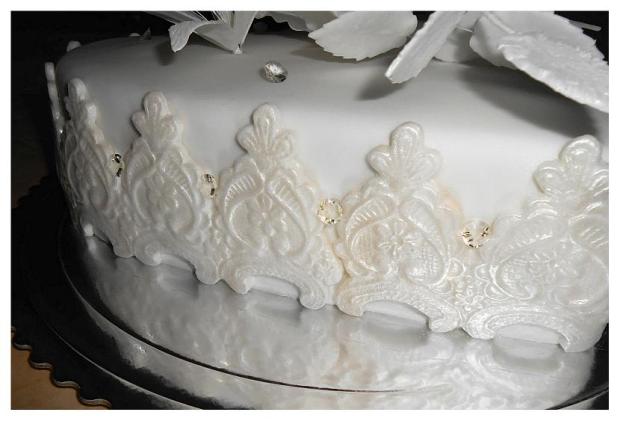 Svadobné srdiečko s jedlými diamantami, torta, Svadobné torty, dakota14, 2