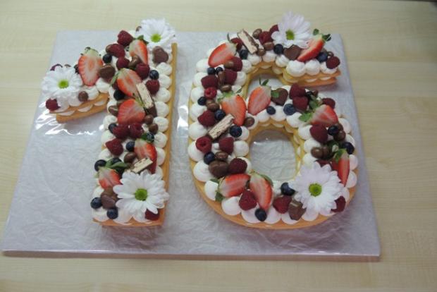 Torta v tvare čísla s fotopostupom, recept Torta v tvare čísla s fotopostupom, Recepty na torty, jancica77