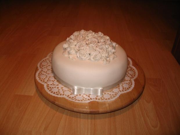 svadobná torta s ružičkami, torta, Svadobné torty, matarafka, 1
