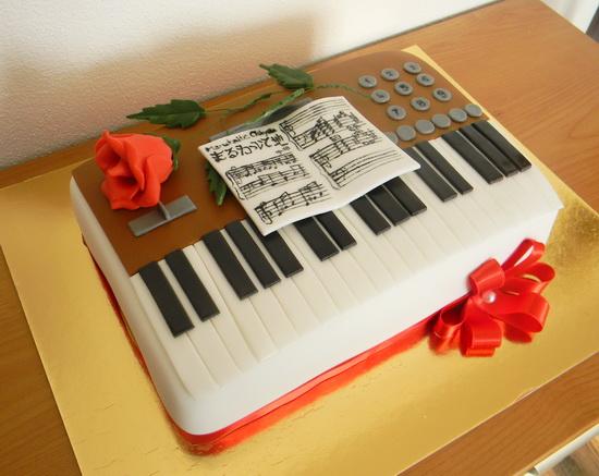 Elektrický klavír, torta, Netradičné torty Elektrický klavír, torta, Netradičné torty, zabinka, 1