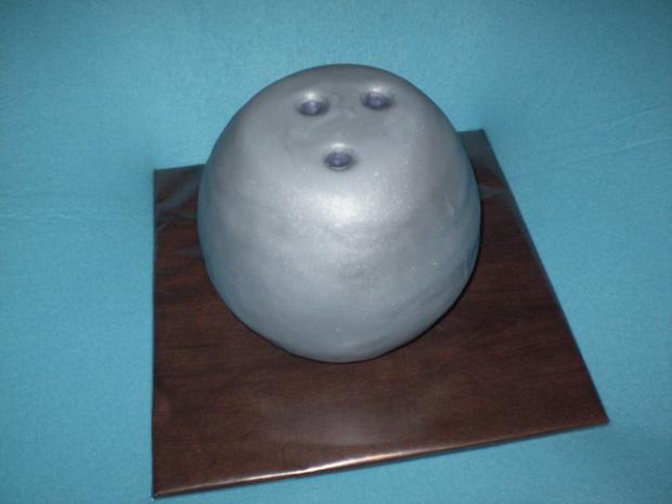 bowlingová guľa, torta, Netradičné torty bowlingová guľa, torta, Netradičné torty, , 1