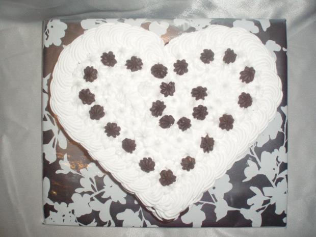 Penové srdiečko :*), torta, Čokoládové torty Penové srdiečko :*), torta, Čokoládové torty, SiMi 3710, 1