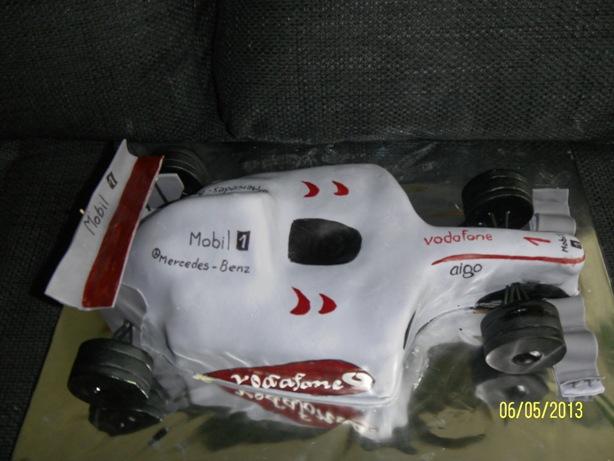 Mclaren mercedes, torta, Torty autíčka, vláčiky Mclaren mercedes, torta, Torty autíčka, vláčiky, bzucinka, 1