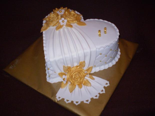SVADOBNA - opäť bielo zlaté srdiečko, torta, Svadobné torty SVADOBNA - opäť bielo zlaté srdiečko, torta, Svadobné torty, , 1