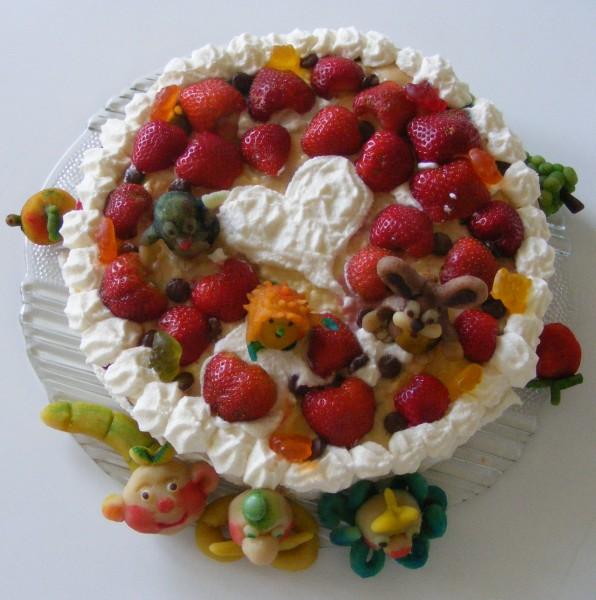 jahodkova s krtkom, jezkom, zajacikom, chobotniciaciakmi a marcipanovym ovocim, torta, Torty so zvieratkami, ZuZ dFleur, 1