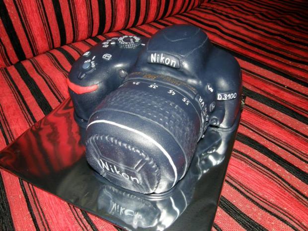 Zrkadlovka Nikon D3100, torta Zrkadlovka Nikon D3100, torta, Katie, 1