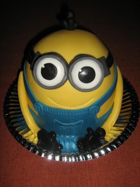 Mimoň (Ja, zloduch), torta, Rozprávkové torty Mimoň (Ja, zloduch), torta, Rozprávkové torty, zinka16, 1