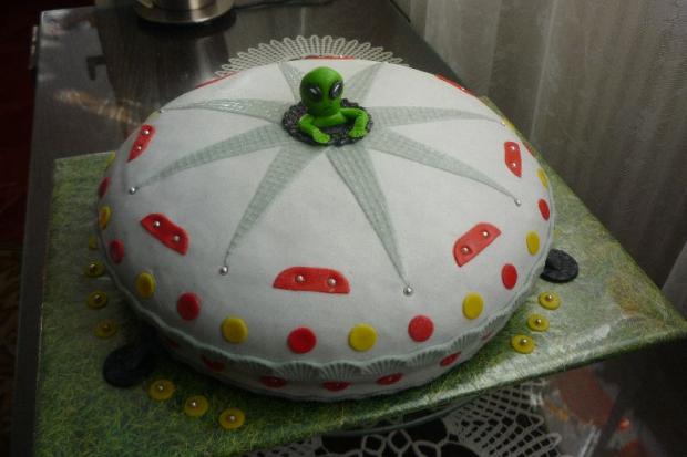 UFO ?, torta, Ostané torty pre deti UFO ?, torta, Ostané torty pre deti, Primilka, 1