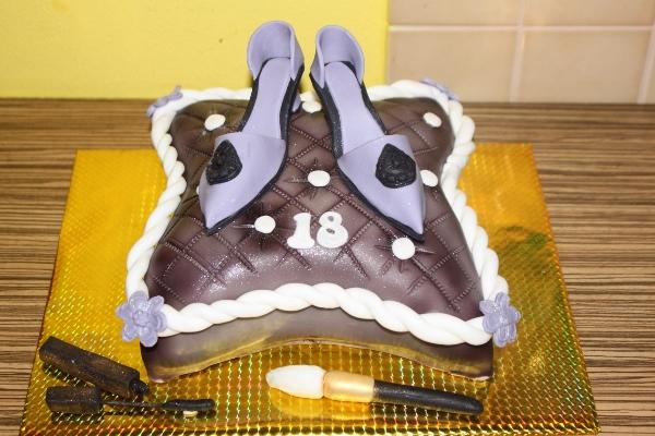 Vankúšik s topánočkami, torta, Torty pre dievčatá Vankúšik s topánočkami, torta, Torty pre dievčatá, blanche335, 1