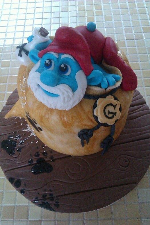 tatko šmolko zdrhá Gargimu z mešca :), torta, Rozprávkové torty, MartinaSz, 1