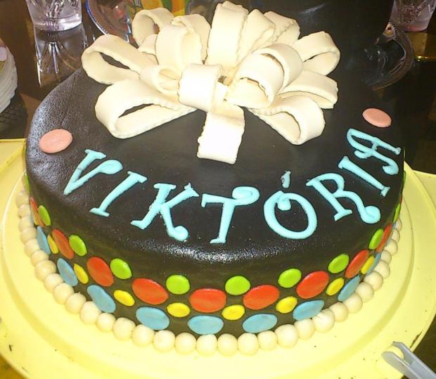 Meninová bodkovaná s mašľou, torta, Narodeninové torty, Viktoria53, 1