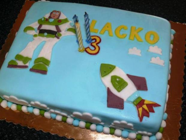 Buzz Lightyear, torta, Rozprávkové torty, MIKINA, 1