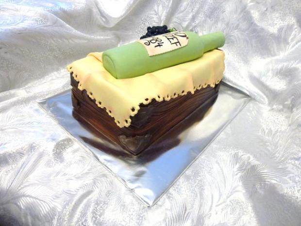 vínová fľaša- iný pohľad, torta, Narodeninové torty, helik00, 1