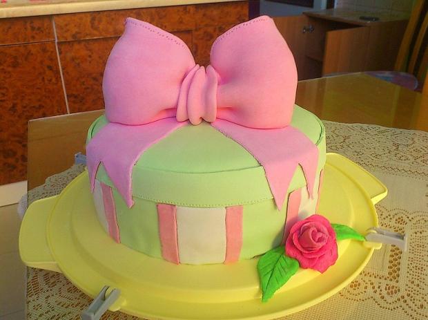 Darček s mašľou , torta, Narodeninové torty Darček s mašľou , torta, Narodeninové torty, Viktoria53, 1