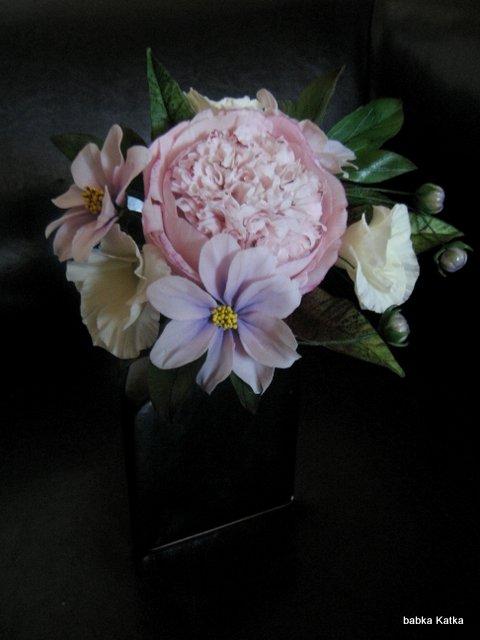 Pivonka, eustoma, croton a cosmos, torta, Ozdoby na torty Pivonka, eustoma, croton a cosmos, torta, Ozdoby na torty, babka Katka, 1