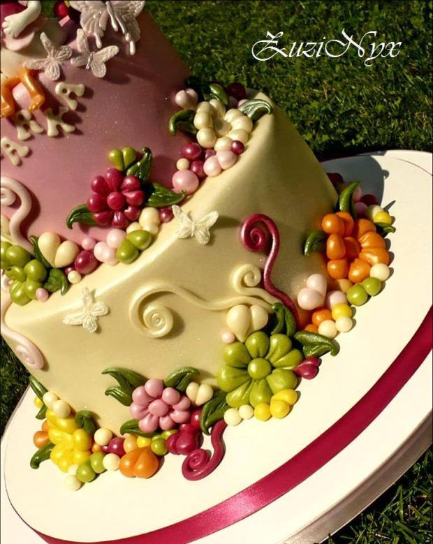 Detail kvetiny, torta, Rozprávkové torty, ZuziNyx, 1