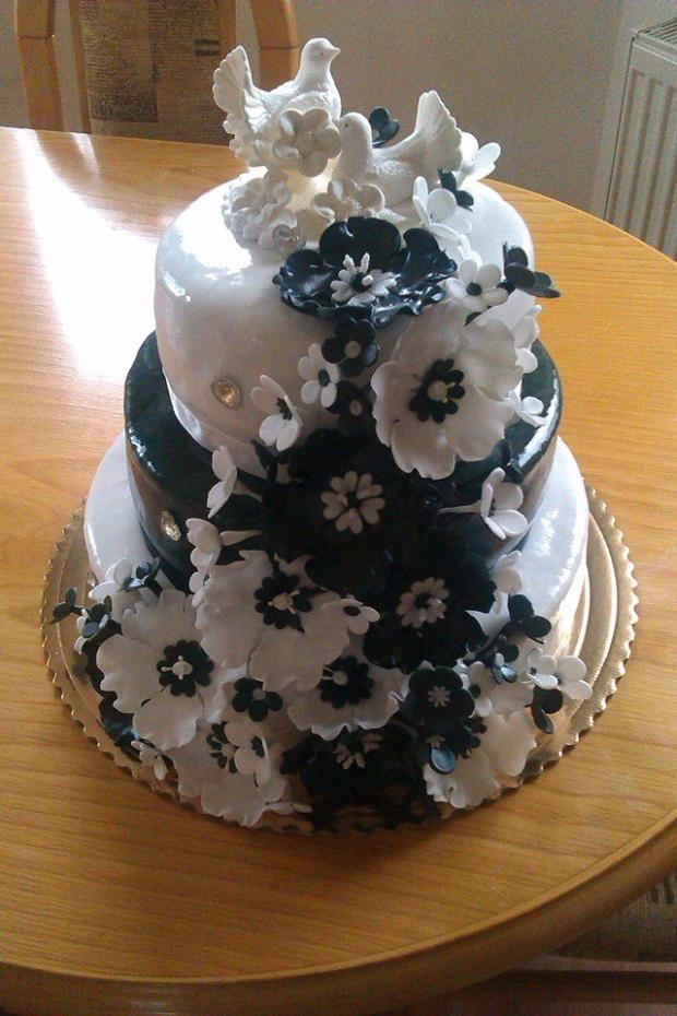 Čierno-biela kombinácia, torta, Svadobné torty Čierno-biela kombinácia, torta, Svadobné torty, Marta Majernickova, 1