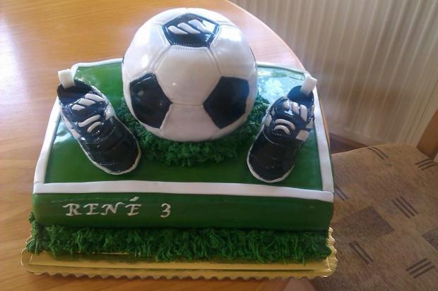 Ihrisko s loptou a kopačkami, torta, Športové torty, Marta Majernickova, 1