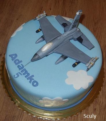 F16 STIHAčKA , torta, Torty autíčka, vláčiky, Sculy, 1